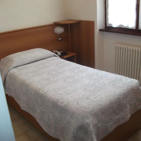 Hotel Breglia Lake Como Екстериор снимка