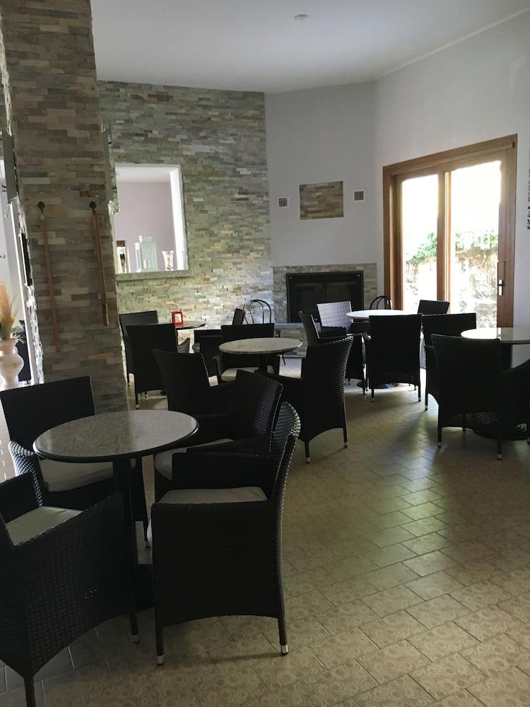 Hotel Breglia Lake Como Екстериор снимка