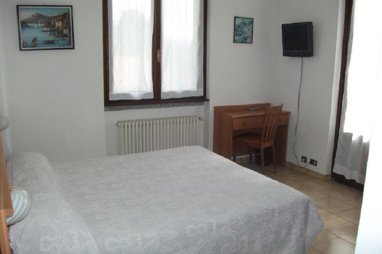 Hotel Breglia Lake Como Екстериор снимка